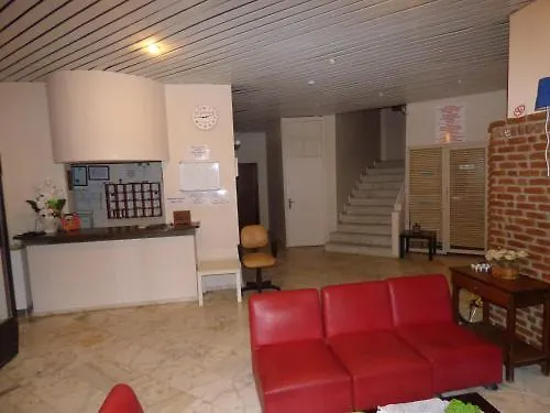 Avlu 4 Aparthotel Μαρμαρίς
