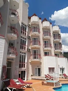 Avlu 4 Aparthotel Marmaris 4*,
