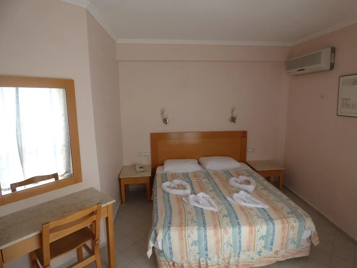 Avlu 4 Aparthotel Marmaris 4*,